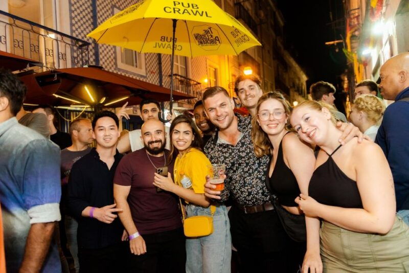 lisbon-pub-crawl-with-open-bar-shots-vip-club-entry