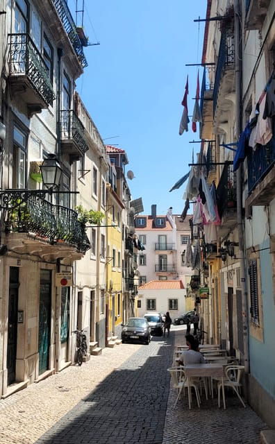 lisbon-real-walk-and-vip-fado-concert-at-principe-real