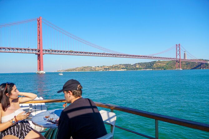 lisbon-river-boat-sightseeing-tour-with-a-drink