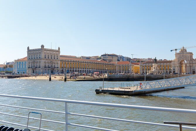 lisbon-river-boat-sightseeing-tour-with-a-drink