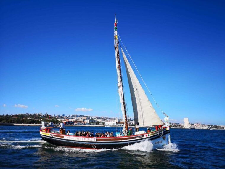 lisbon-river-tagus-sightseeing-cruise-in-traditional-vessel