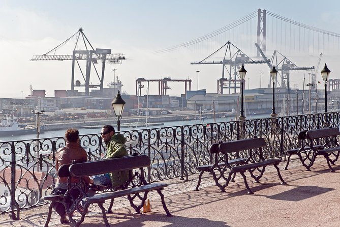 lisbon-river-walk-sailors-docks-and-pipe-dreams