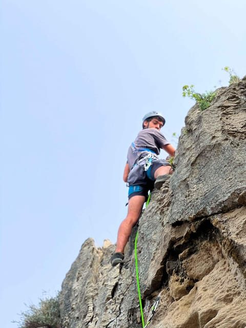 Lisbon: Rock Climbing Adventure with Round-Trip Tour - FAQ