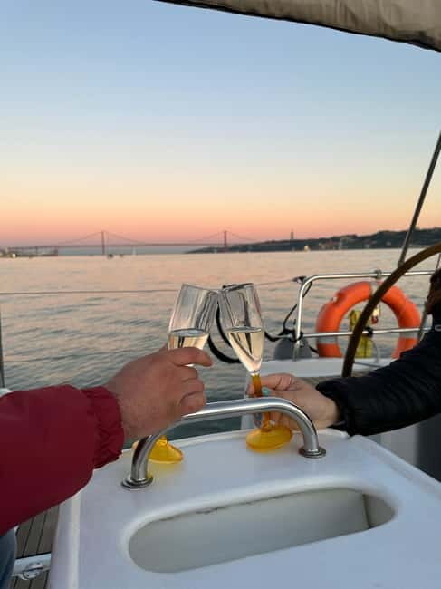 Lisbon: Romantic Cruise with Wine & Portuguese Tapas - Practical Tips for Travelers