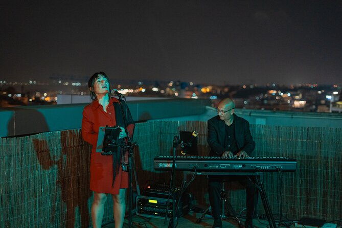 lisbon-rooftop-wine-tasting-with-live-traditional-fado