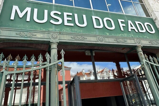 lisbon-royal-views-small-group-tour-with-st-george-castle-entry