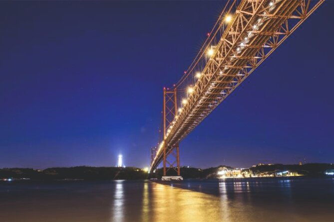 lisbon-sail-cruise-at-night-with-wine