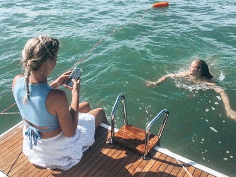 lisbon-sailboat-beach-tour