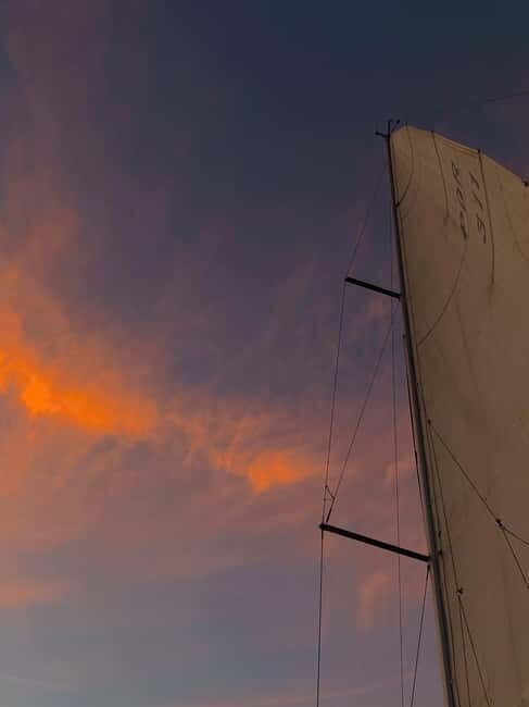 Lisbon: Sailboat Tour along the Coast,Sunset & Tasting - FAQ