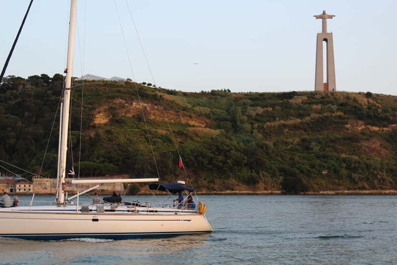 Lisbon: Sailing Boat Tour with Drinks - A Closer Look at the Experience