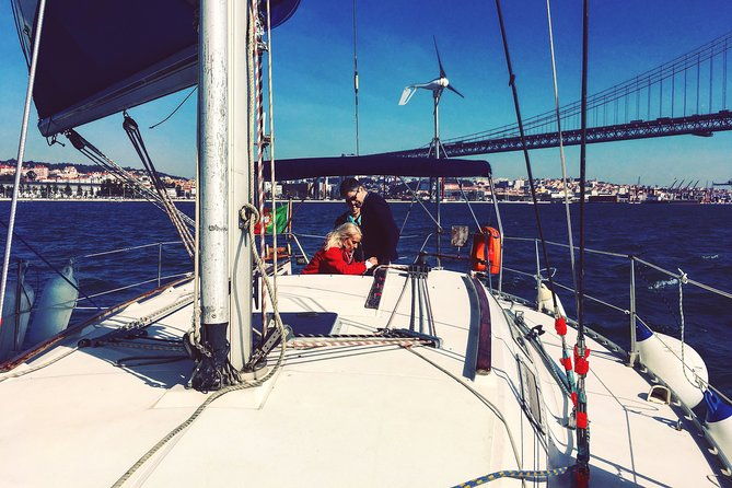 lisbon-sailing-day-cruise-with-wine-snacks