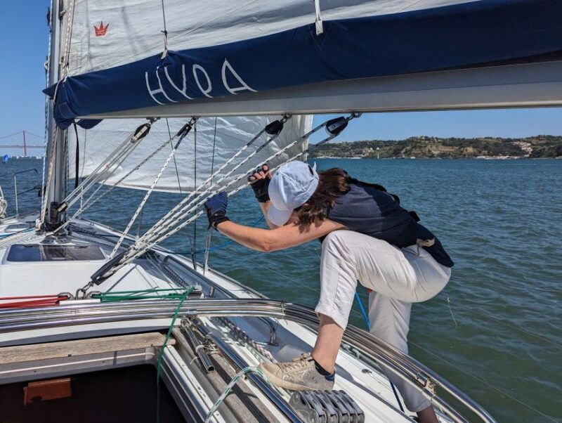 lisbon-sailing-initiation-2-or-4-hours