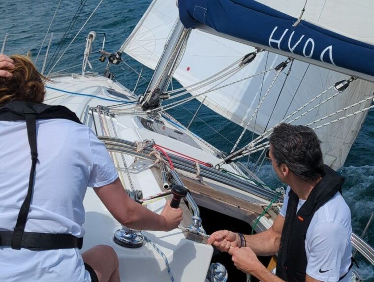 lisbon-sailing-initiation-2-or-4-hours