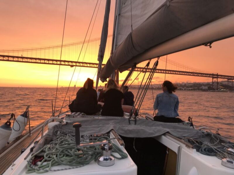 lisbon-sailing-with-history-and-wine