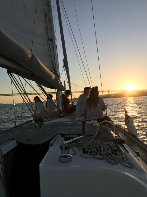 lisbon-sailing-with-history-and-wine