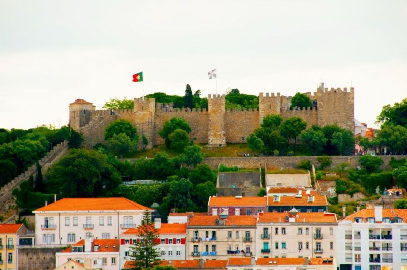 lisbon-saint-georges-castle-entry-city-self-guided-tours