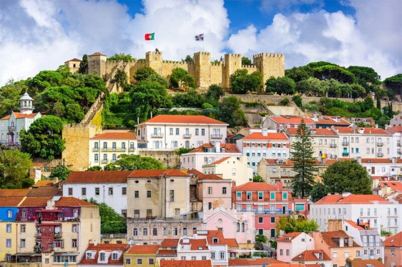 lisbon-saint-georges-castle-entry-ticket-and-guided-visit