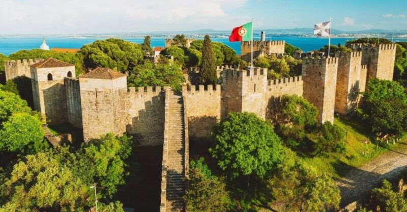 lisbon-sao-jorge-castle-skip-the-line-entry-with-audioguide