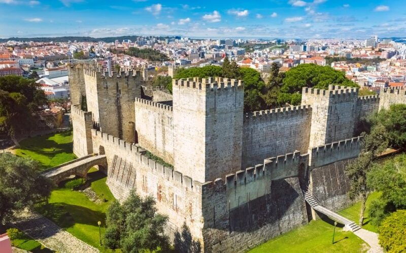 lisbon-sao-jorge-castle-skip-the-line-entry-with-audioguide
