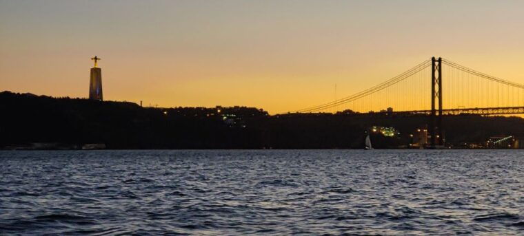 lisbon-scenic-day-sunset-boat-tour-with-a-drink