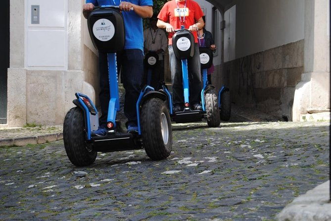 lisbon-segway-1-5-hour-private-tour-bairro-do-castelo-mouraria