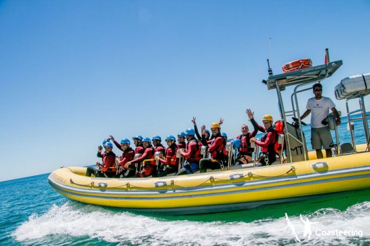 lisbon-sesimbra-arrabida-natural-park-coasteering-adventure