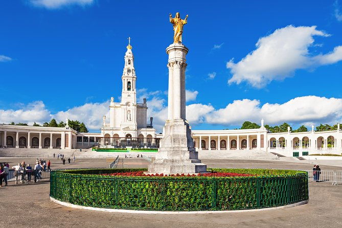 lisbon-shrine-of-fatima-half-day-tour