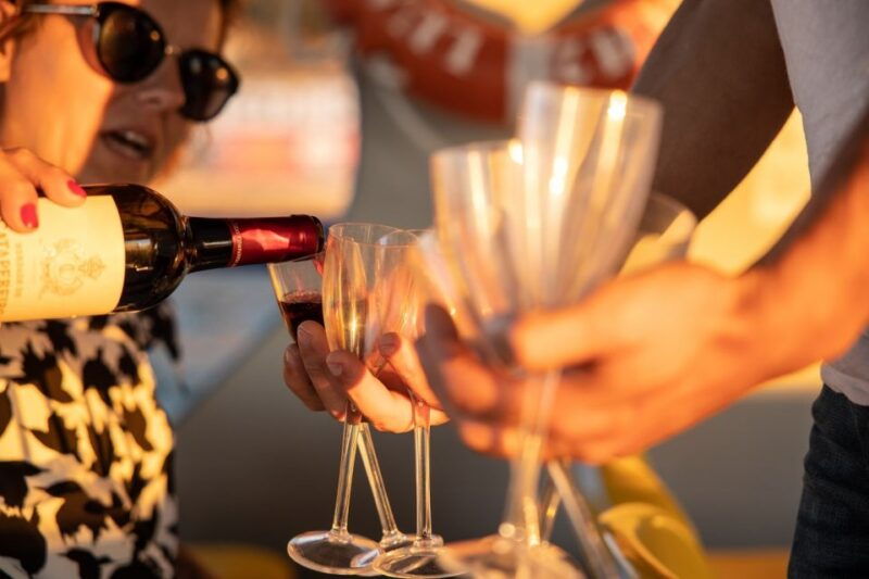 lisbon-sightseeing-boat-tour-with-hop-on-hop-off-option