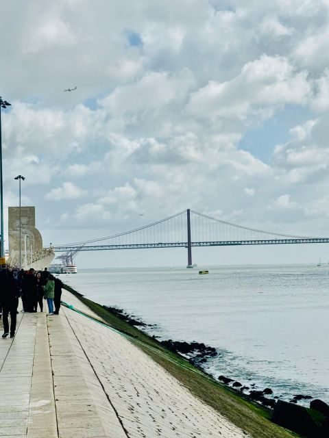 Lisbon: Sintra ,Cabo de Roca & Cascais sunset Full day tour - FAQs