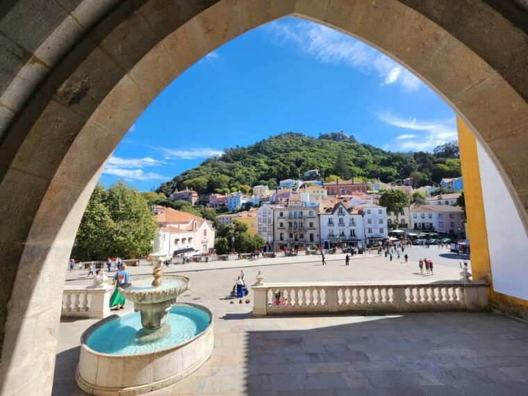 lisbon-sintra-pena-cabo-da-roca-guincho-cascais-estoril-up-to-6-people