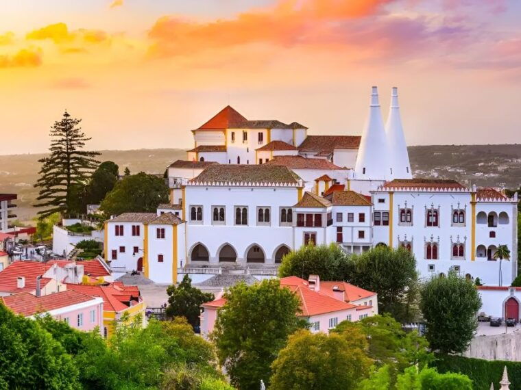 lisbon-sintra-pena-palace-cabo-da-roca-cascais-tour