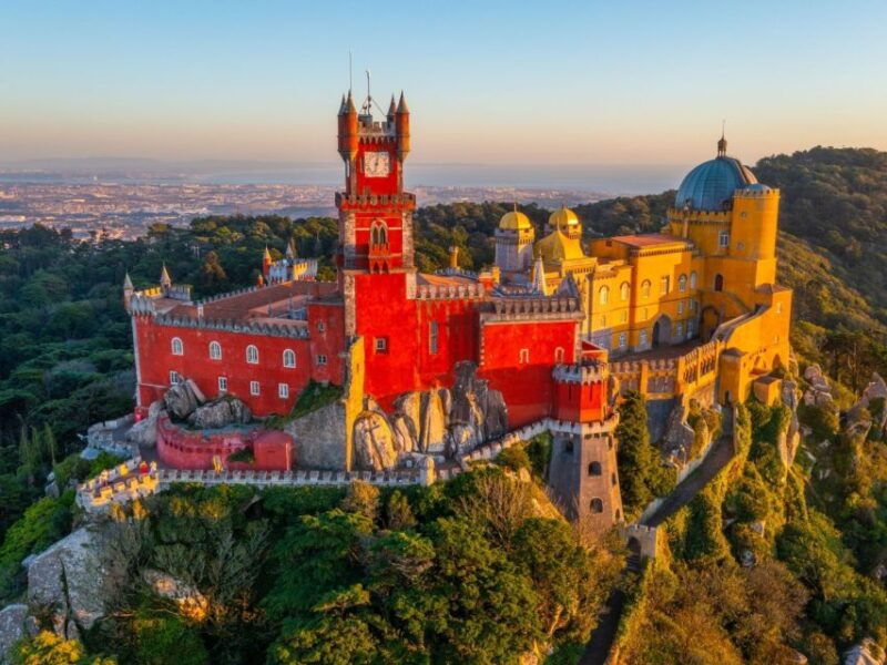 lisbon-sintra-pena-palace-cabo-roca-coast-cascais-tour