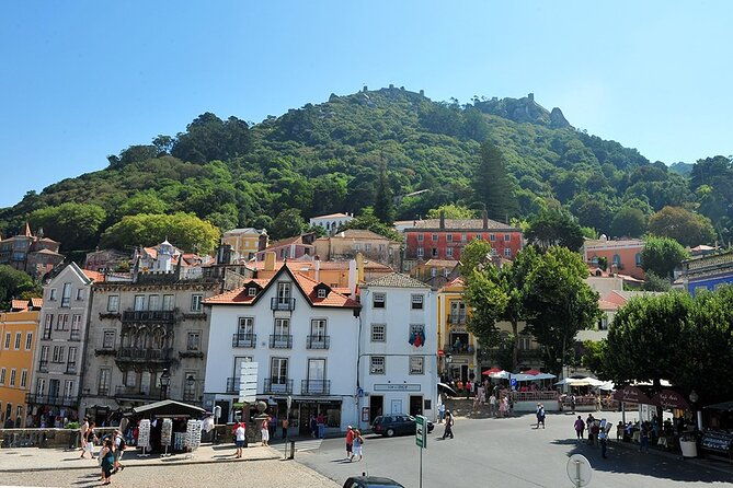 lisbon-sintra-pena-palace-cape-of-roca-cascais-guided-tour