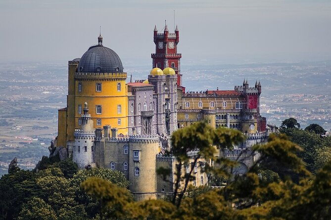 lisbon-sintra-pena-palace-cape-of-roca-cascais-guided-tour