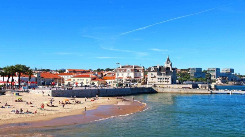 lisbon-sintra-regaleira-pena-palace-cascais-day-tour