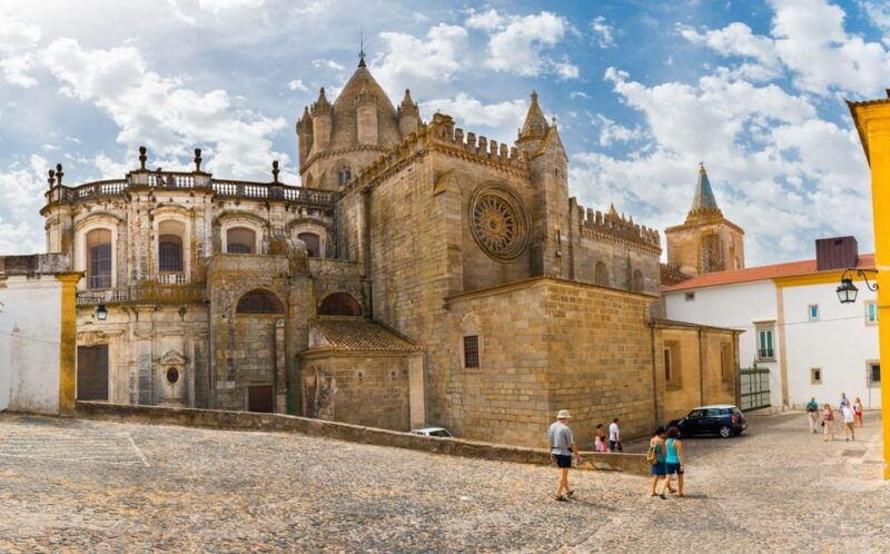 lisbon-small-group-evora-historical-and-alentejo-wine-tour