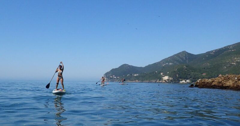 lisbon-stand-up-paddle-lesson-in-arrabida-setubalsesimbra