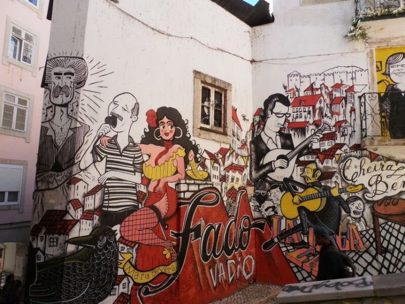 lisbon-street-art-and-historical-walking-tour