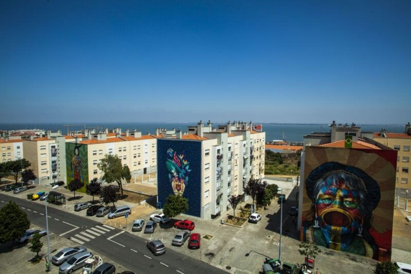 lisbon-street-art-tuk-tuk-tour