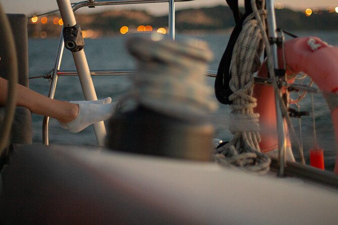 lisbon-sunset-boat-tour-with-drinks-included