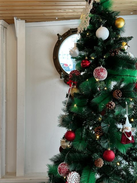 lisbon-sunset-boat-tour-with-music-and-drinks