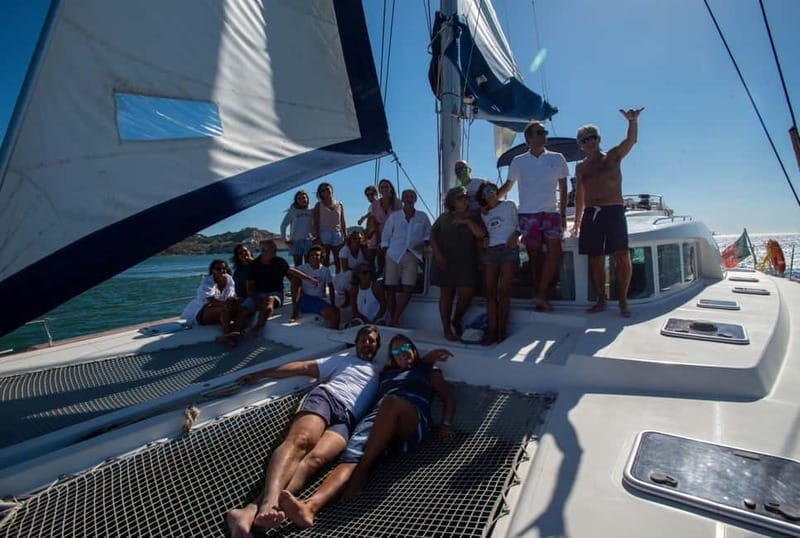 Lisbon: Sunset Catamaran Cruise with Drinks - Key Points