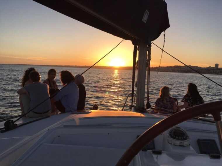 lisbon-sunset-catamaran-cruise-with-welcome-drink