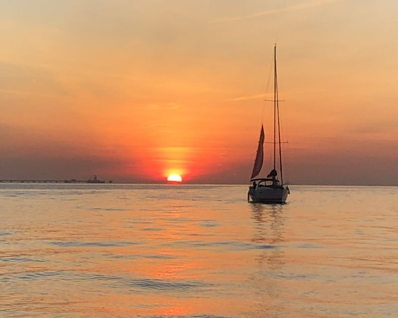 lisbon-sunset-cruise-with-drinks-and-snacks