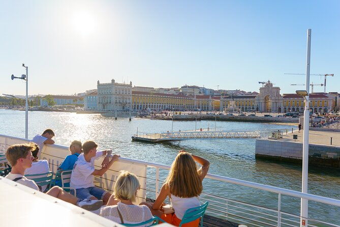 lisbon-sunset-cruise-with-wine-and-snacks-2