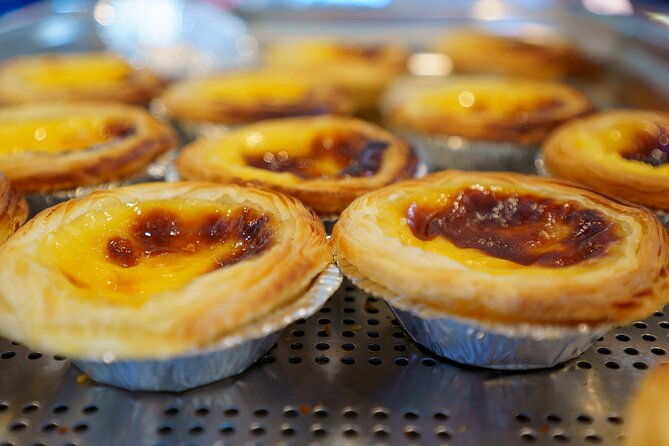 lisbon-sunset-cruise-with-wine-and-snacks-2