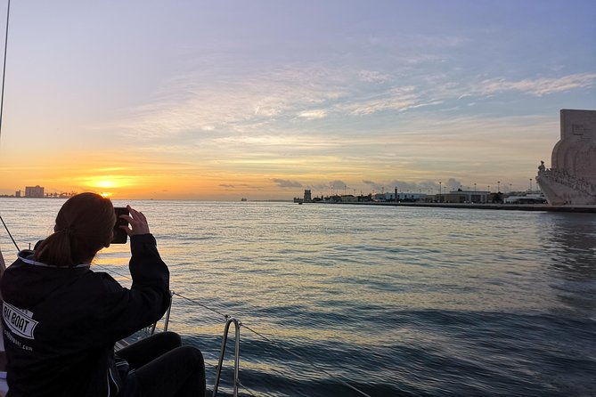 lisbon-sunset-sailing-tour-on-luxury-sailing-yacht-with-2-drinks