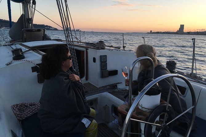 lisbon-sunset-sailing-tour-with-white-or-rose-wine-and-snacks