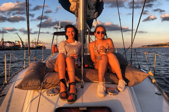 lisbon-sunset-sailing-tour-with-white-or-rose-wine-and-snacks