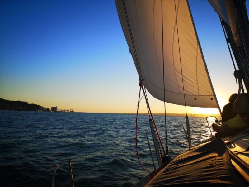 lisbon-sunset-sailing-with-portuguese-wine-and-history
